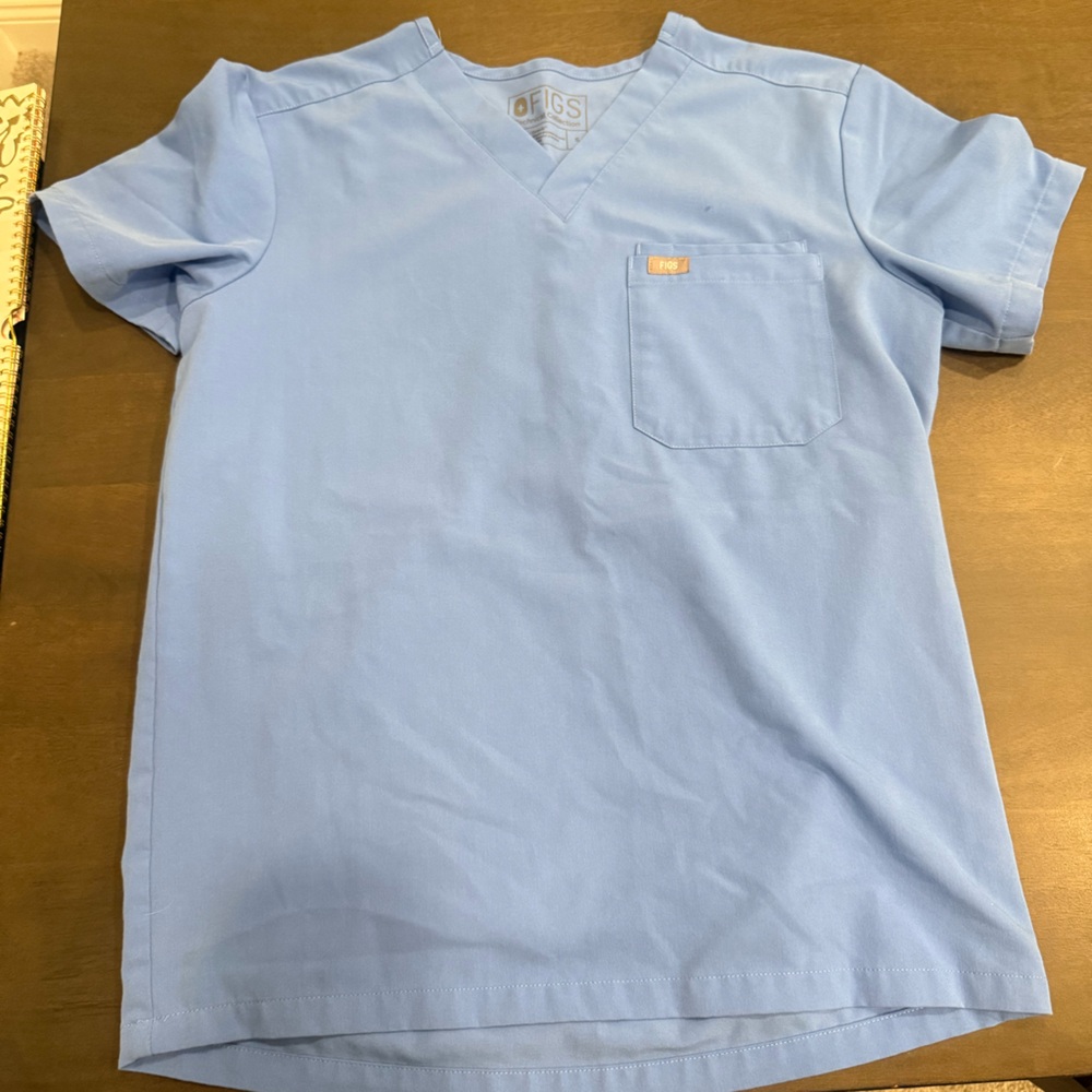 Ceil Blue FIGS SCRUBS TOP ONLY size small